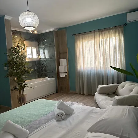 Gjonis House * Sarandë